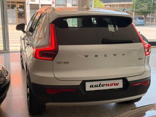 Volvo XC40 2021