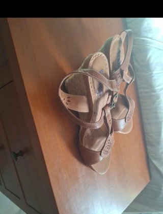 Sandalias Clarks Marrones