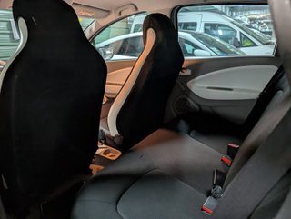 RENAULT Zoe Life 88CV (2015) –Batería en Propiedad
