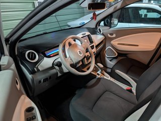 RENAULT Zoe Life 88CV (2015) –Batería en Propiedad