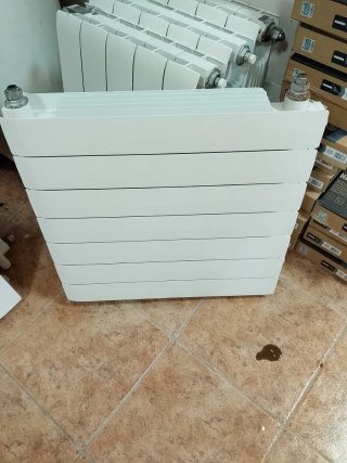 Radiadores de agua blancos