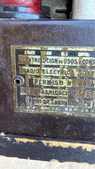 Radio antigua de válvulas