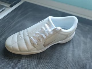 Nike Total 90
