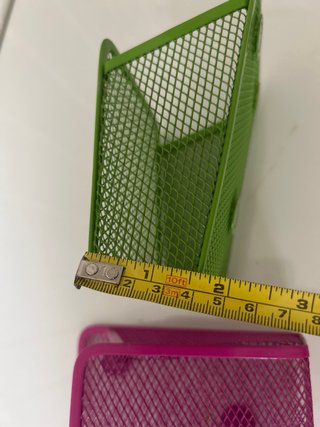 Cestas metálicas imantadas de colores