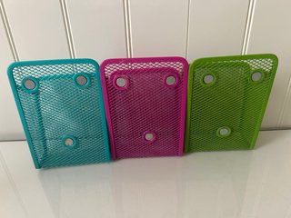 Cestas metálicas imantadas de colores