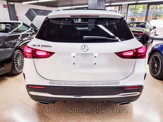 MERCEDES GLA 250e AMG PREMIUM PLUS 💎 TECHO