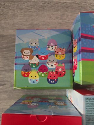 Lote di peluches Squishmallows Coppa del Mondo FIFA 2026