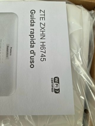 Modem ZTE ZXHN H6745 Router WiFi7  LAN 2.5