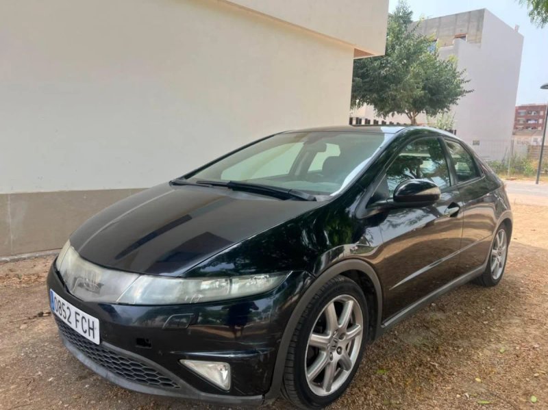 Honda Civic 2007 - foto 1