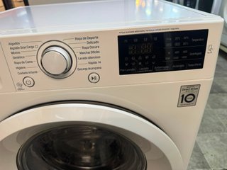 lavadora LG 9 kg A+++ Direct Drive 1400 RPM