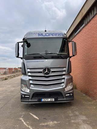 Mercedes-Benz Actro 2012