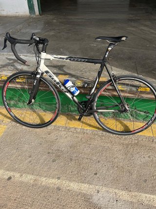 Bicicleta de carretera Scott