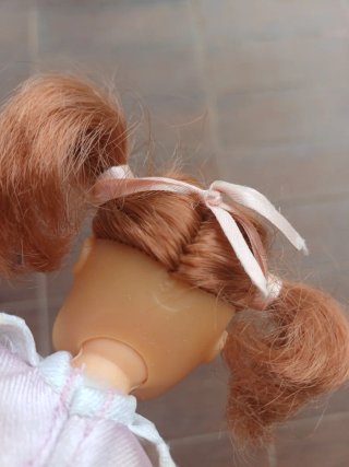 Barriguita pelirroja años 80