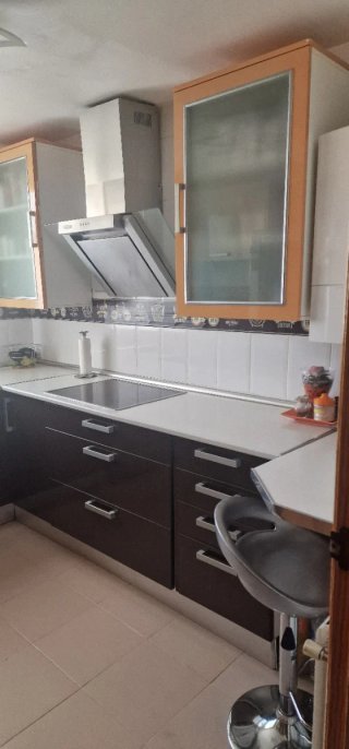 Mueble de cocina con electrodomésticos