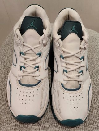 Jordan Jumpman Two Trey Talla 40