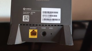2 Ext Wifi 4960 VODAF Nuevos + Router ZTE wifi 6