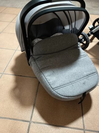 Carrito Bebé Jane Minnum Gris Estrellas