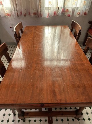 Conjunto aparador, mesa y sillas madera