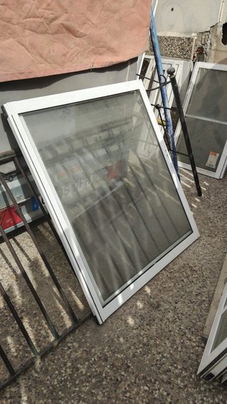 Puerta/Ventana Aluminio con Cristales