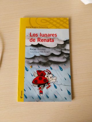 Libro Los Lunares de Renata