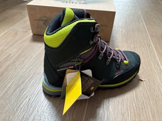 Botas Alpinismo Altus Talla 38