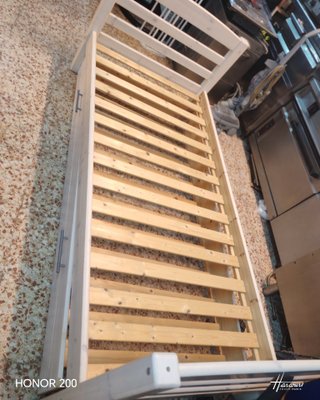 Cama nido de madera blanca