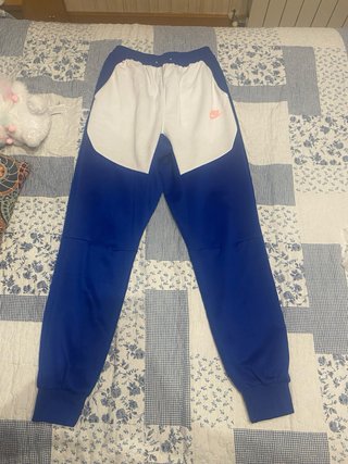 Conjunto deportivo Nike azul y blanco