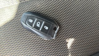 DS DS7 Crossback BlueHDi 130 So Chic Auto 96 kW (130 CV)
