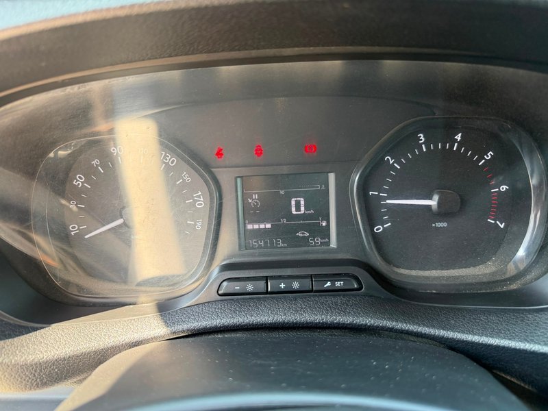 Peugeot Expert 2022, foto 10