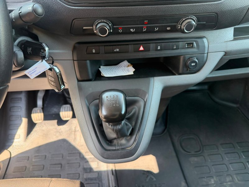 Peugeot Expert 2022, foto 14
