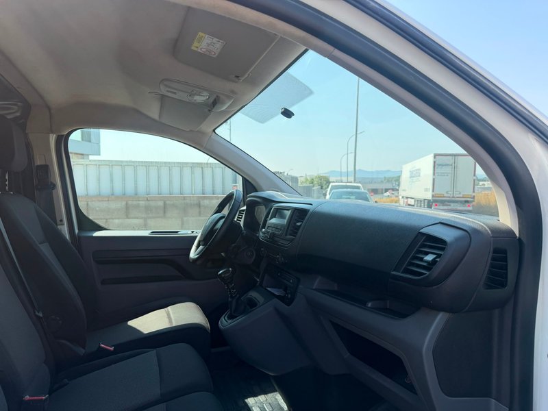 Peugeot Expert 2022, foto 18