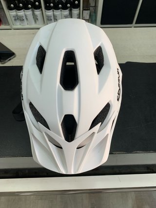 Casco EASSUH Blanco