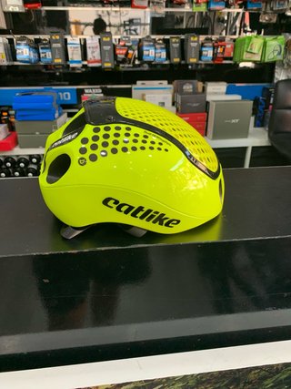 Casco Ciclismo CATLIKE Amarillo