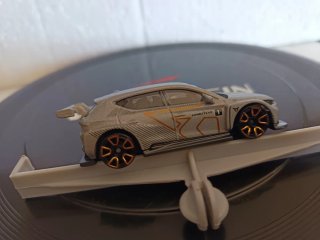 hot wheels cupra e racer
