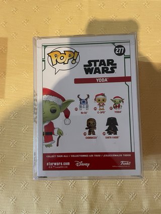 Funko Pop Star Wars Yoda 277 Navideño