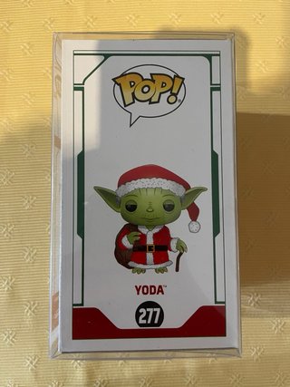 Funko Pop Star Wars Yoda 277 Navideño