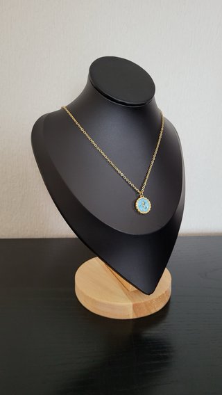 Collar “Rosa de los vientos”.