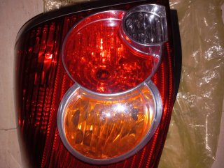 Faro trasero Toyota Avensis
