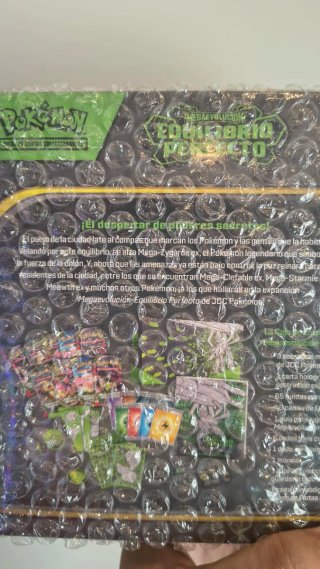 ETB Equilibrio Perfecto (Pokémon TCG) SELLADA