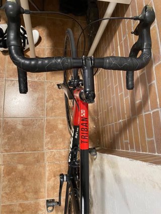 Bicicleta de carretera B'TWIN Roja y Negra