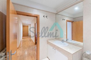 Piso en alquiler en Tenderina Alta - Fozaneldi en Oviedo