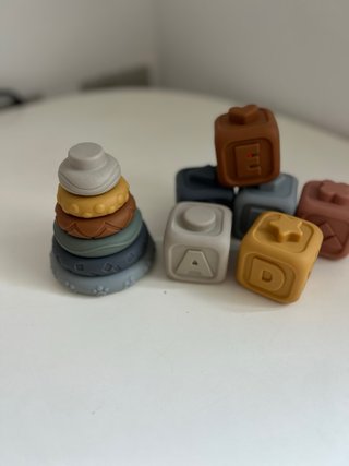 Juguetes silicona bebé apilables