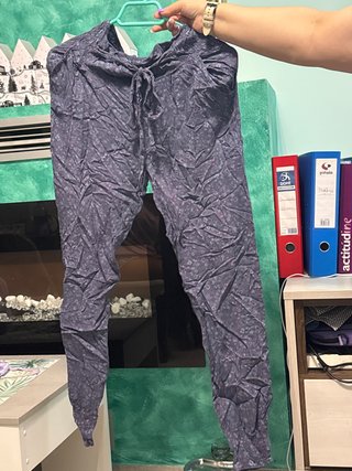 Pantalón fino estampado verano