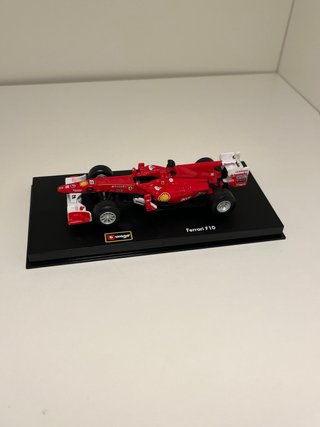 Ferrari F10 Fernando Alonso Bburago 1:43