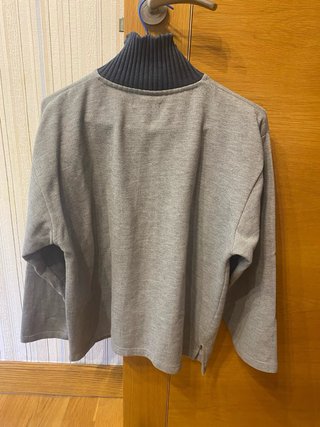 Sudadera ROMESTER gris cuello alto cremallera