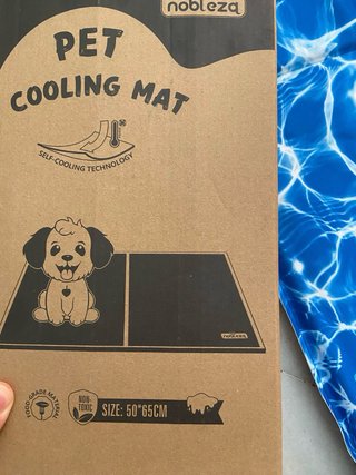 Cama Fría para Mascotas - Azul y Blanco