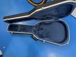Guitarra acústica Yamaha APX-7A con funda dura
