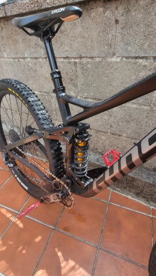 Bicicleta Enduro Ghost Negra