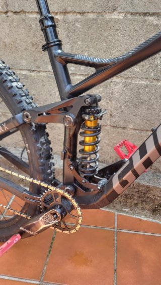 Bicicleta Enduro Ghost Negra