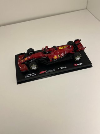Ferrari SF1000 Vettel 1/43 Bburago